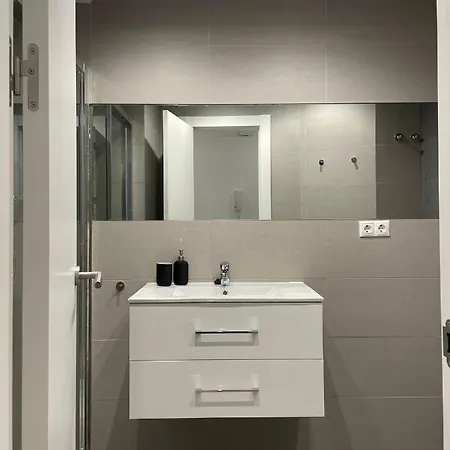 Cisneros Apartment